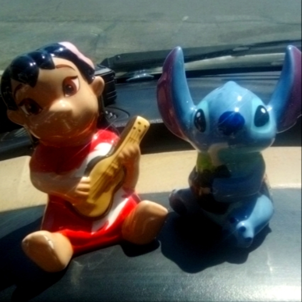 LELO AND STITCH SALT AND PEPPER SHAKERS